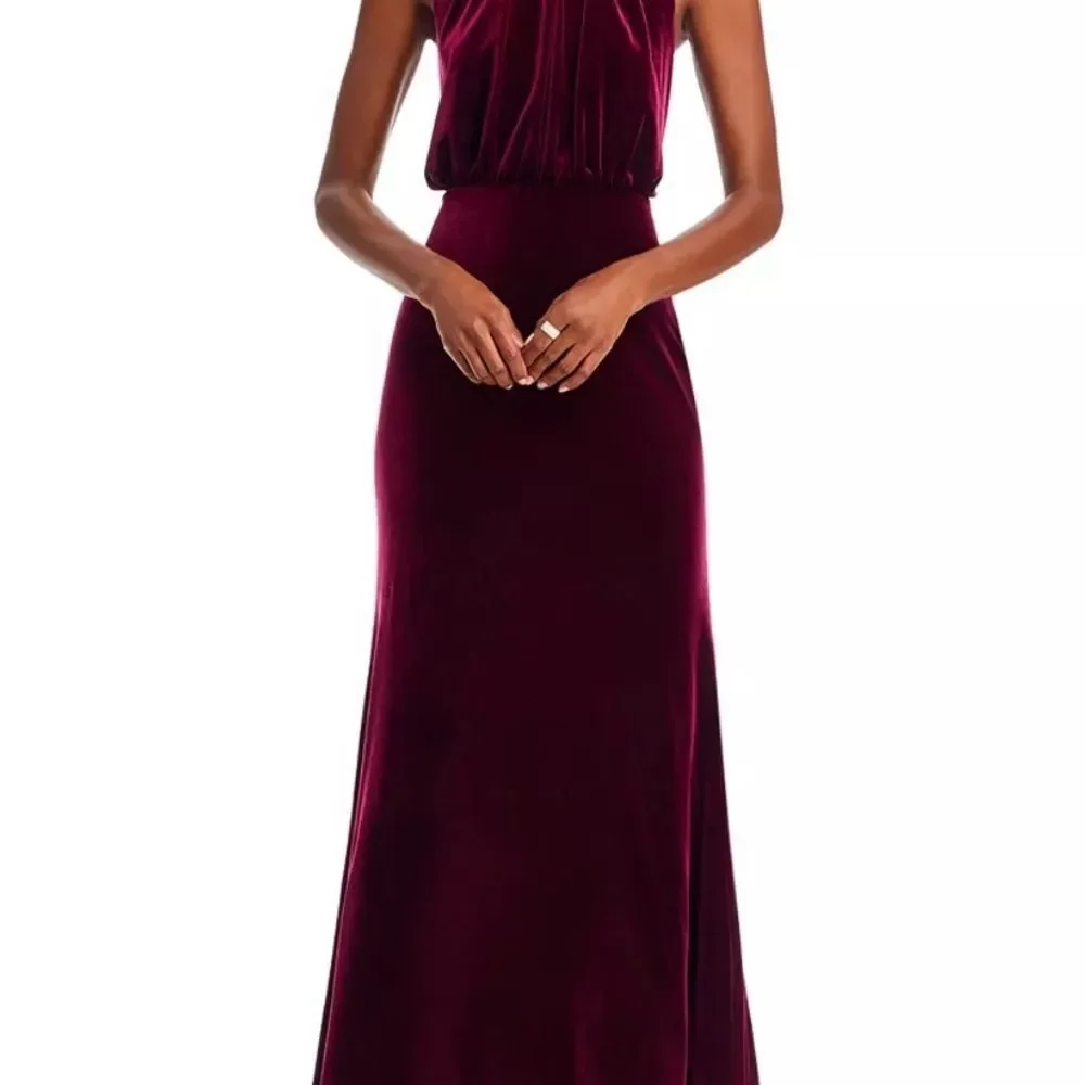 Eliza J. Luxurious Mock Neck Strapless Velvet Blouson Gown in Deep Wine Size 10